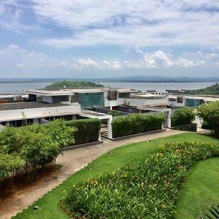 Infiniti Bay Private Pool Villa Даболим Экстерьер фото